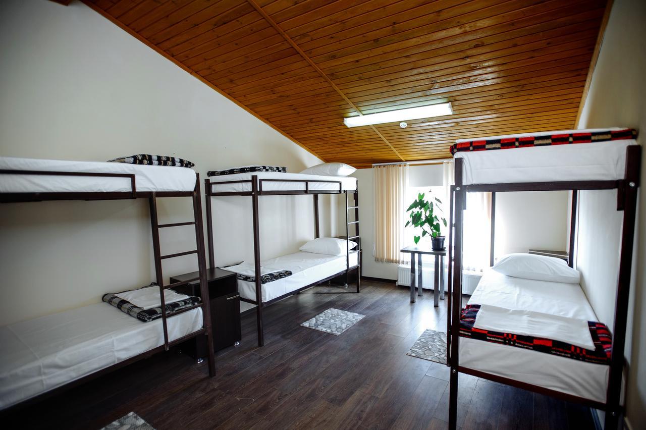 Your Hostel Chişinău Esterno foto